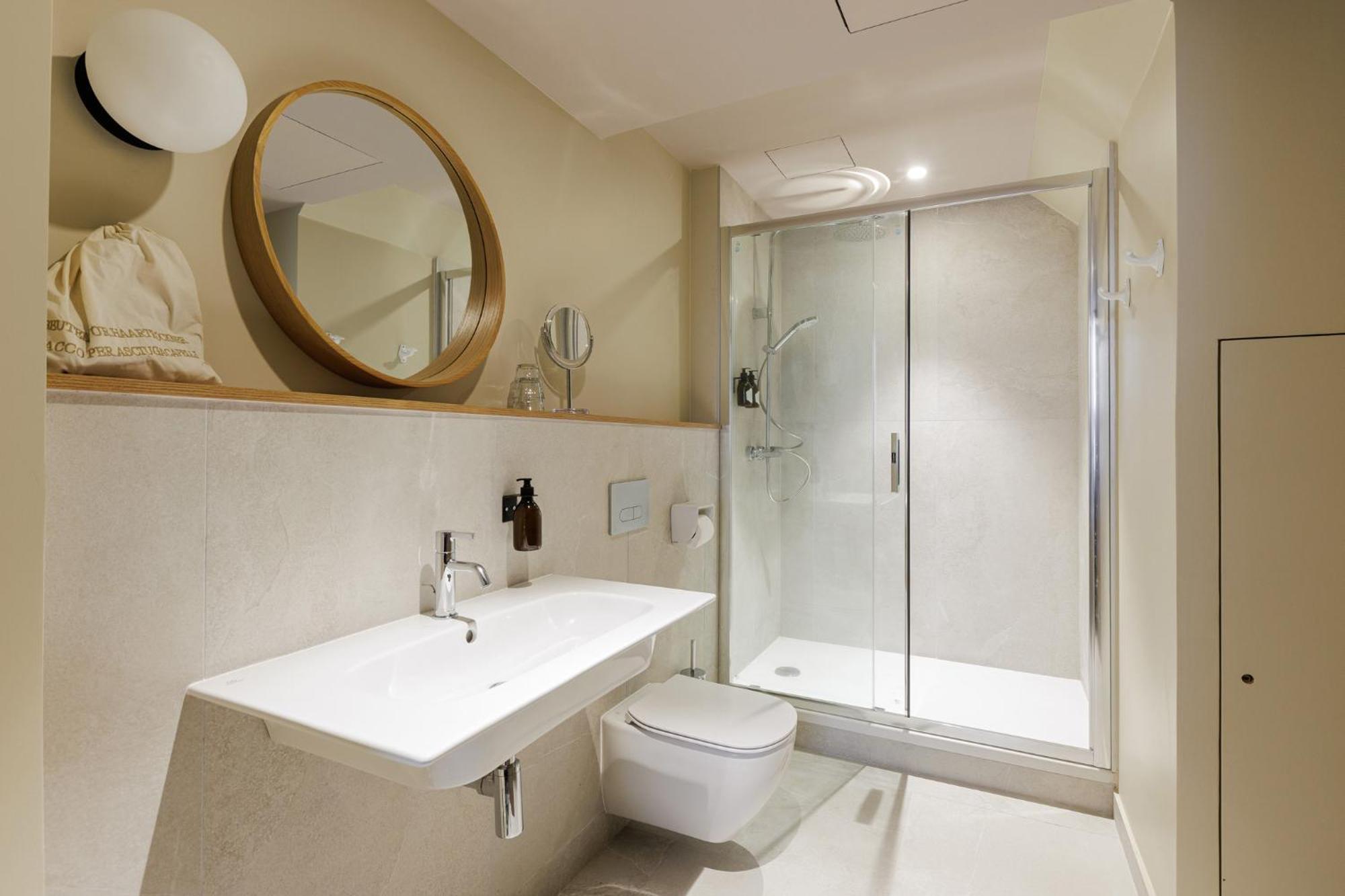 Hotel Cloitre - Entree Autonome, Reception En Ligne - Encore Mieux ออร์เลออง ภายนอก รูปภาพ